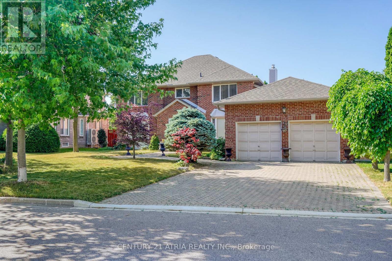 Photo de la propriété: 49 Kerrigan Crescent ON L3R 7T6