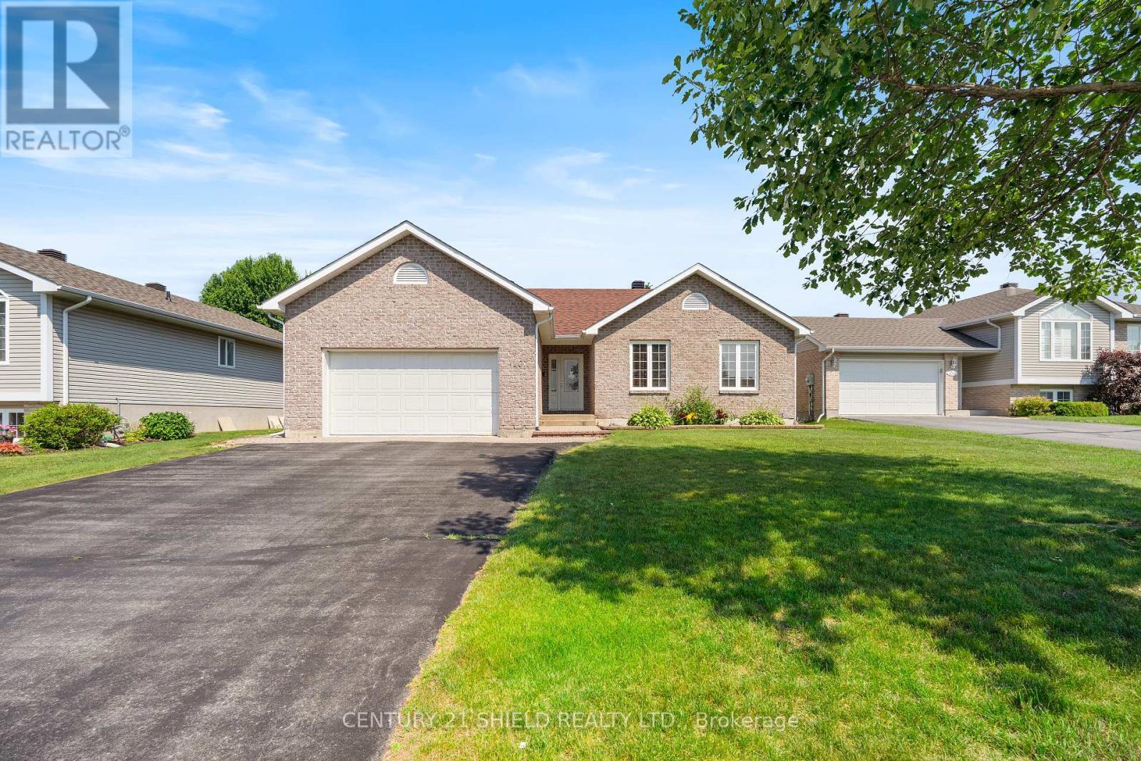 140 Markell Crescent  Cornwall ON K6H 6X2 photo