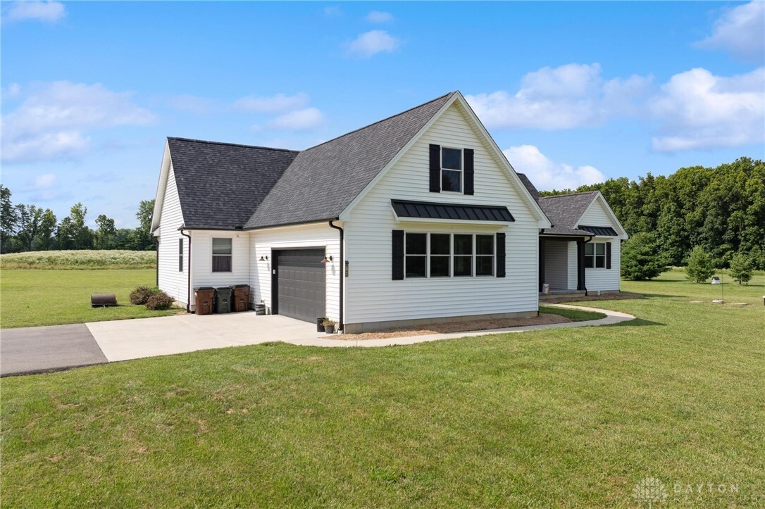 Property Photo: 9782 E US Highway 22 And 3 OH 45113