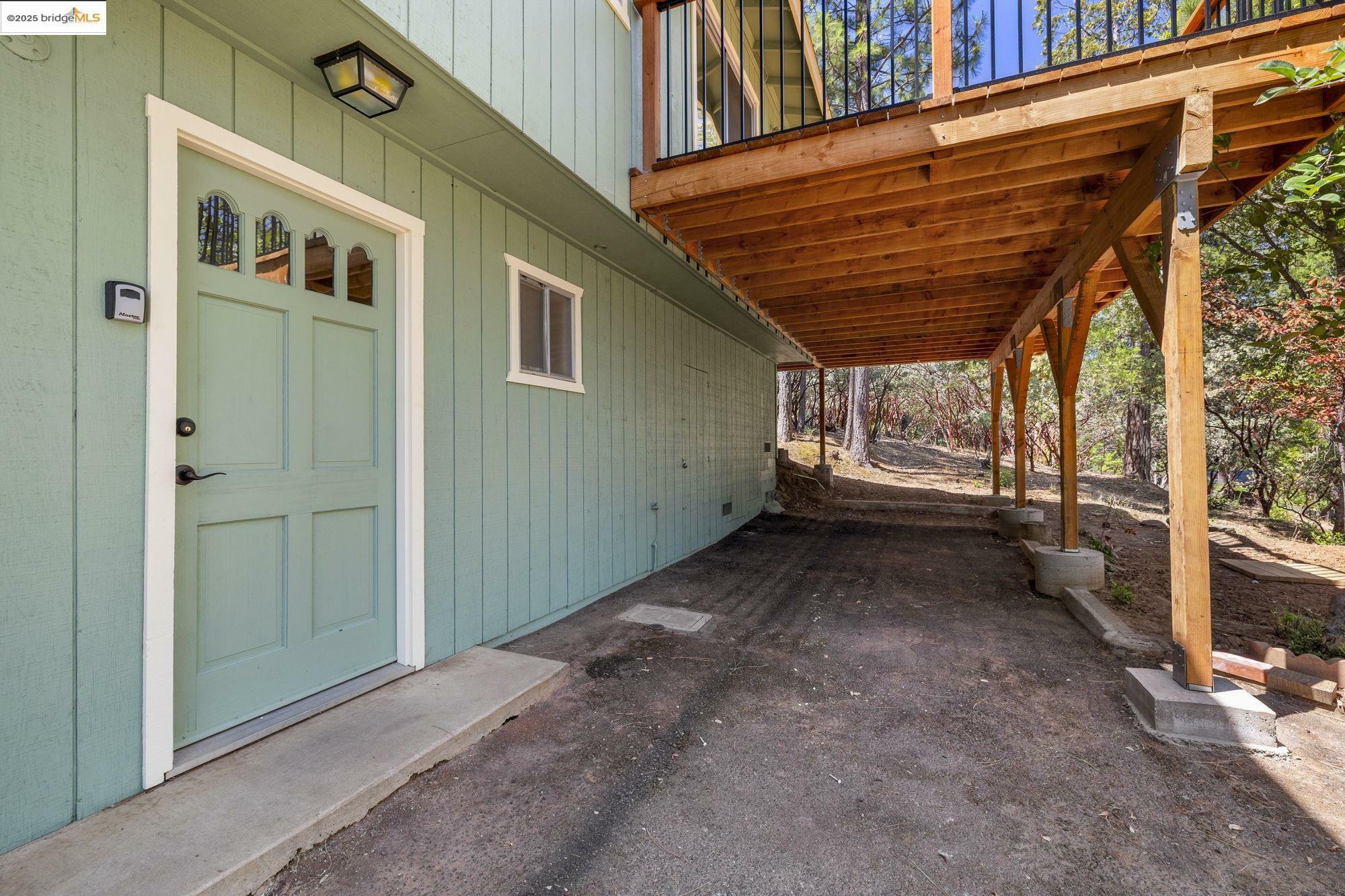Property Photo: 12017 Hillhurst CA 95321
