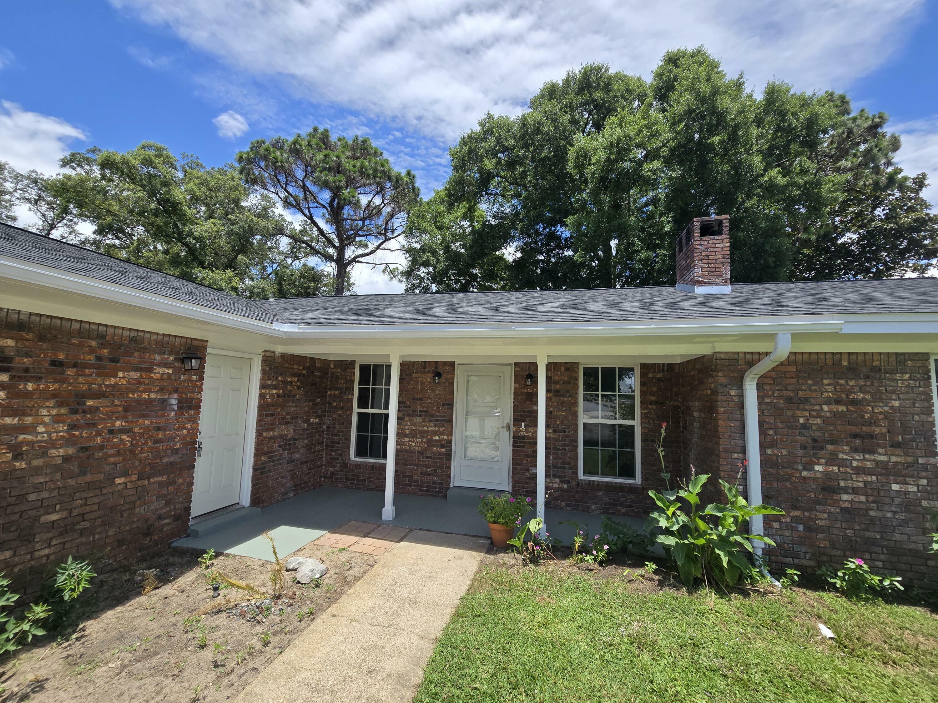 Property Photo: 726 Clark Drive FL 32547