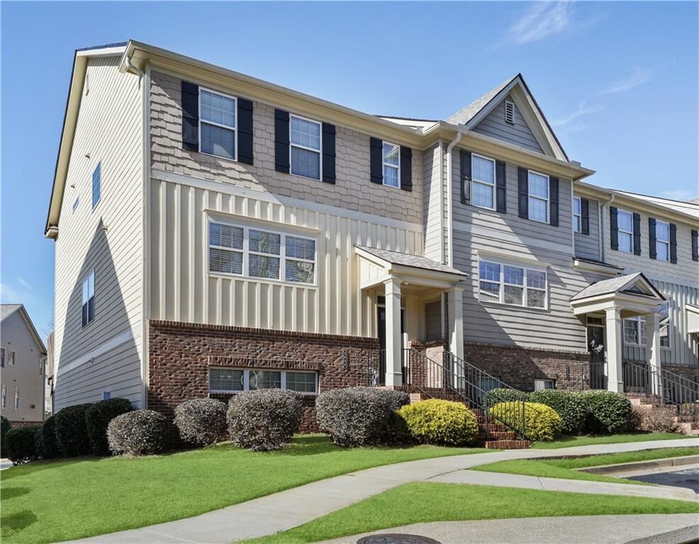 Property Photo: 3898 High Dove Way SW 12 GA 30082
