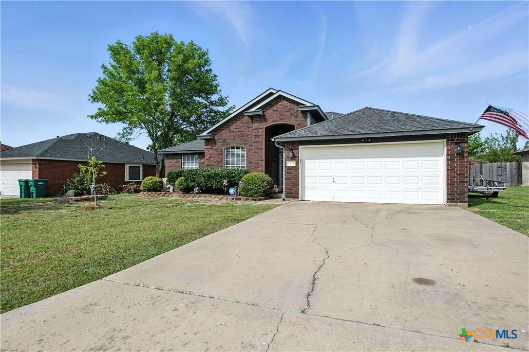 Property Photo: 604 Totem Trail TX 76548
