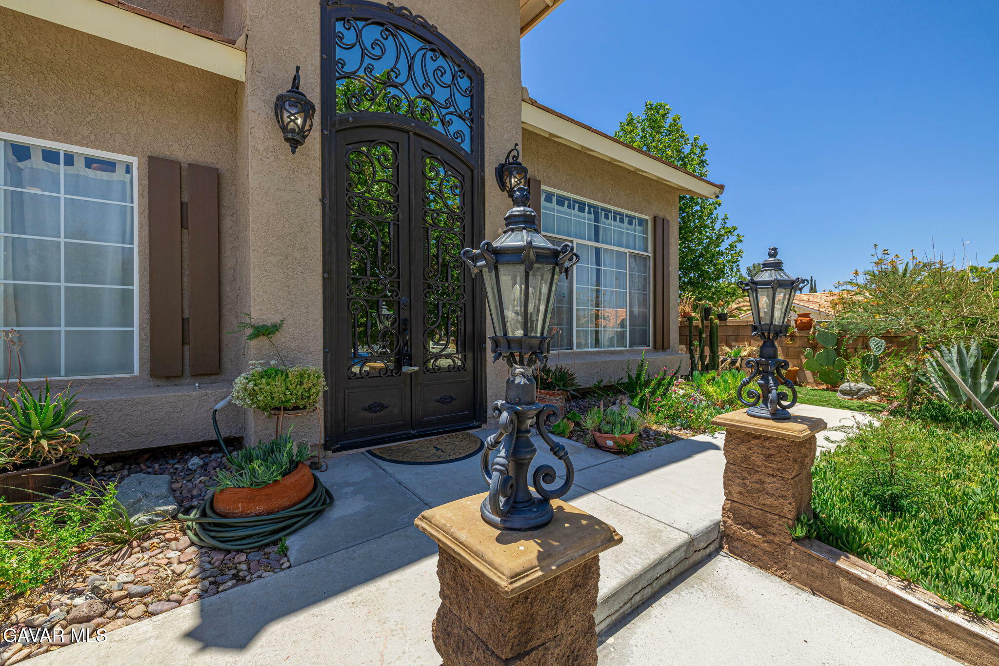 Property Photo:  5808 Monterey Place  CA 93552 