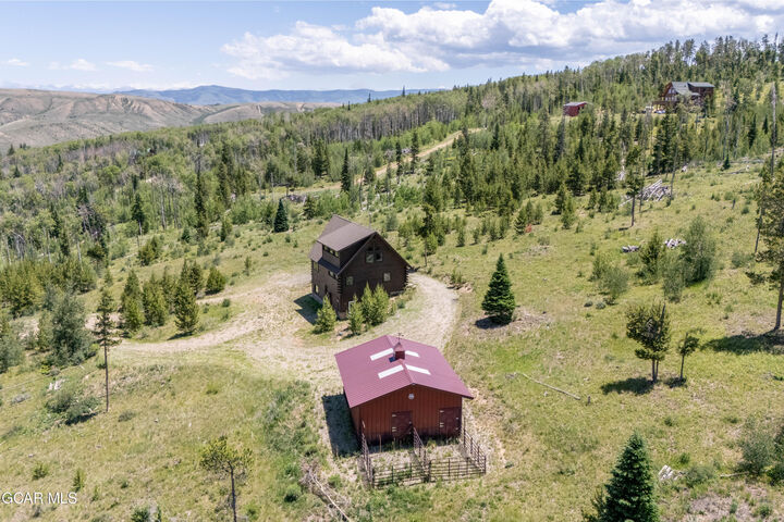 Property Photo: 1670 Clairs Run CO 80468