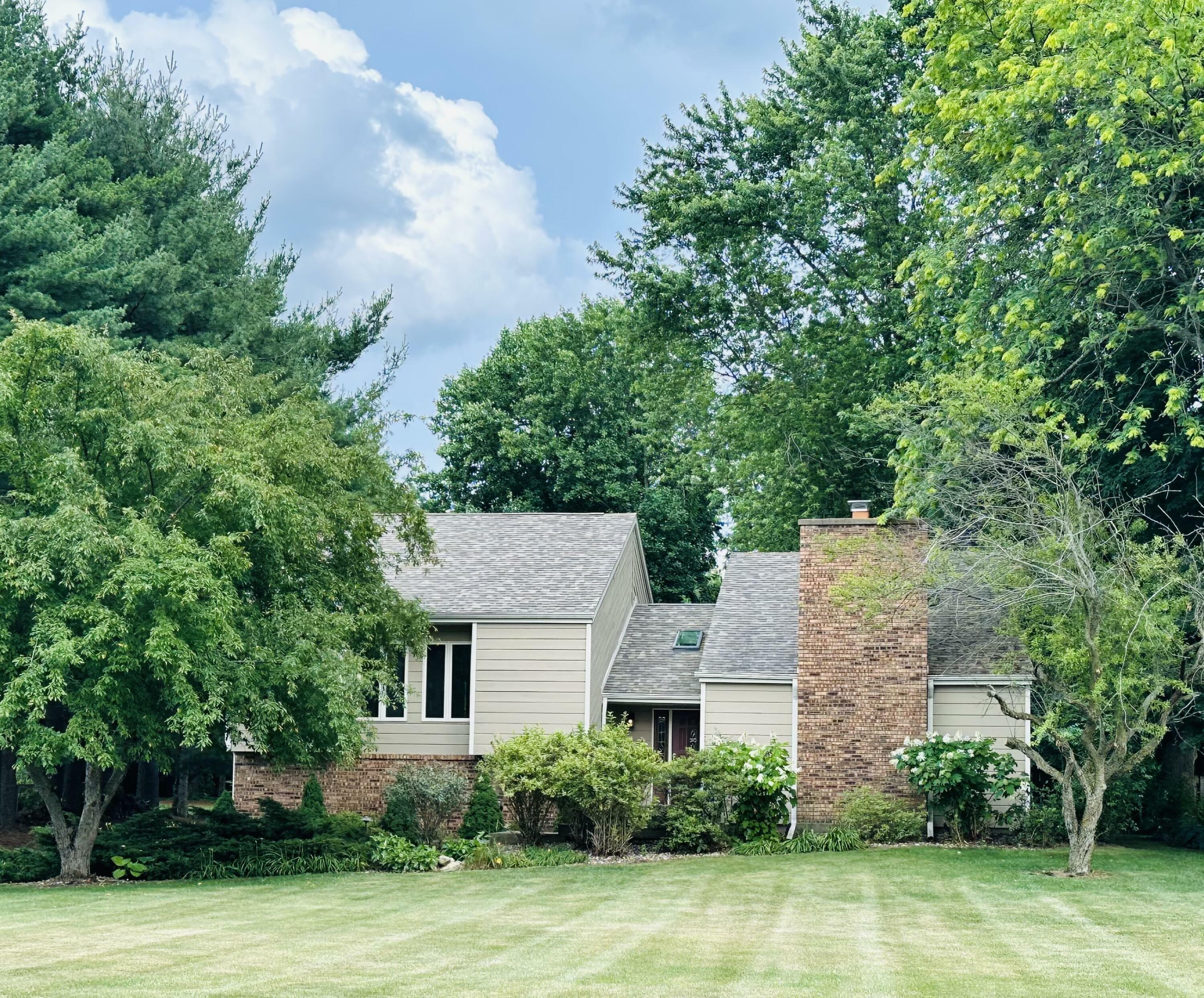 Property Photo:  1587 N Rustic Drive  IN 46350 