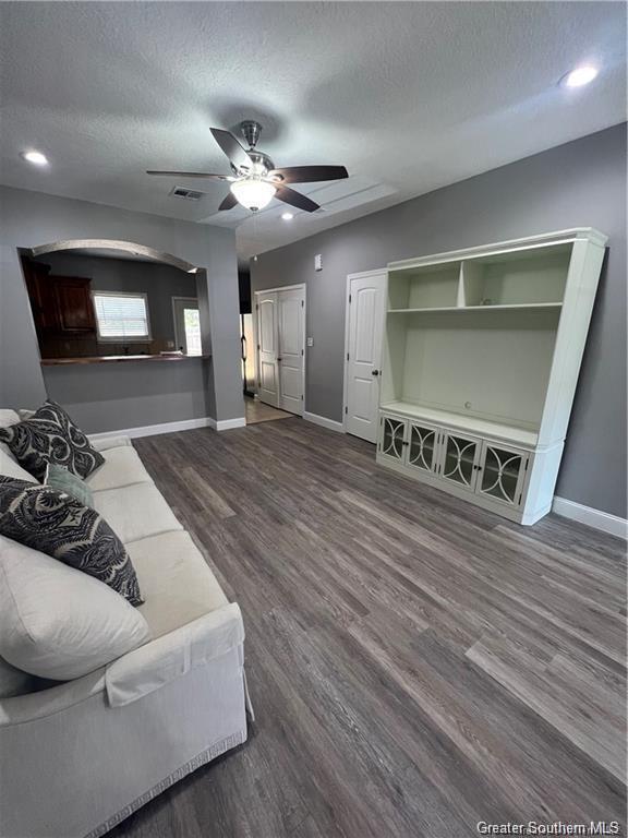 Property Photo: 4400 Brown Street W LA 70607