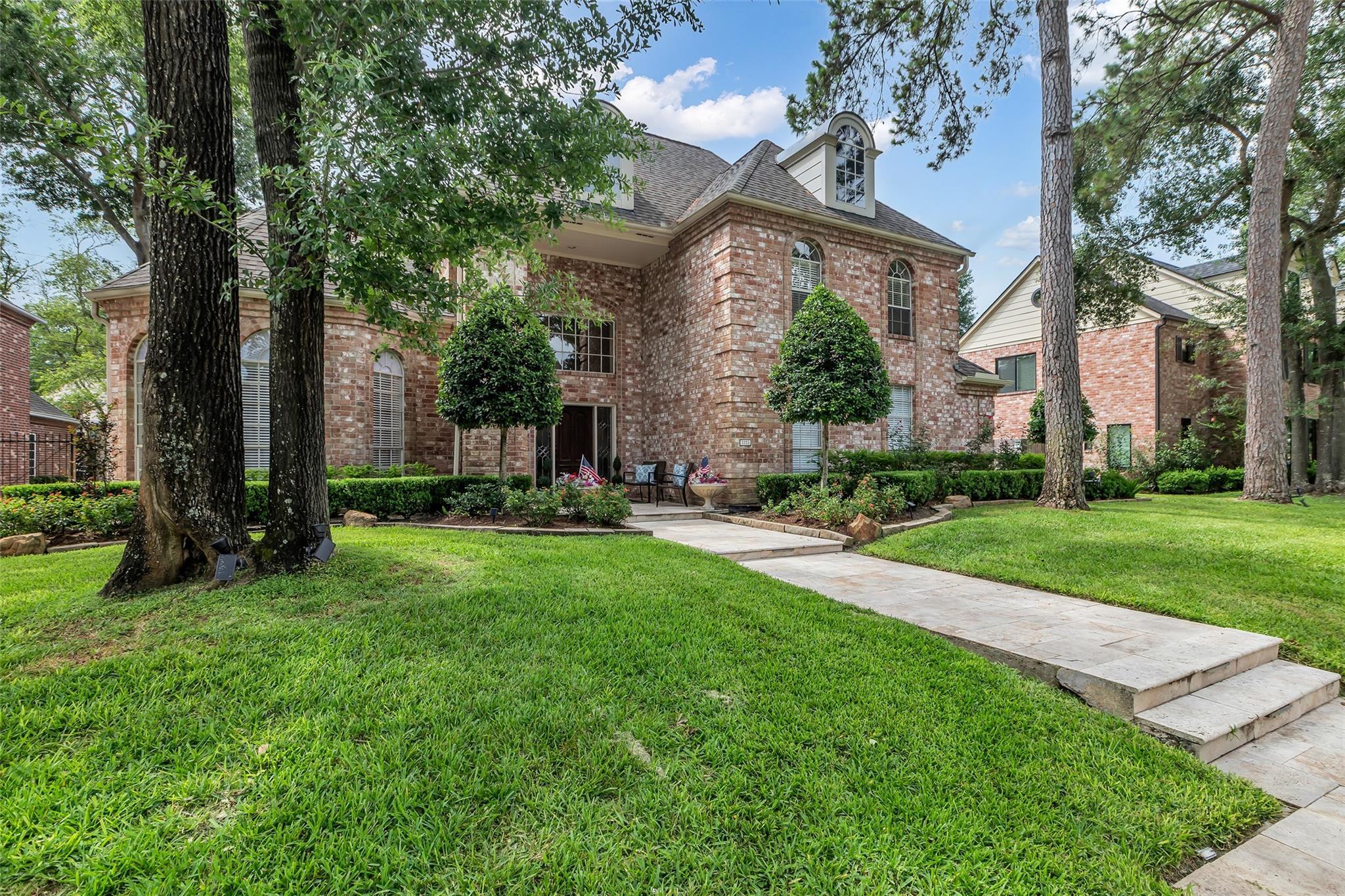 Property Photo: 8723 Kennet Valley Road TX 77379