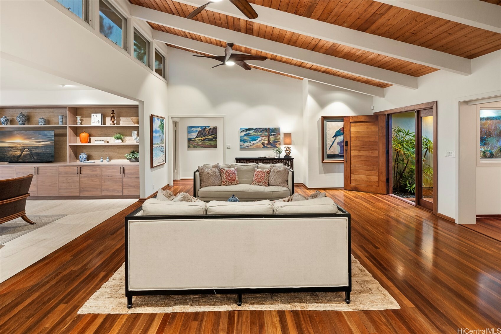 Property Photo: 4758 Aukai Avenue HI 96816