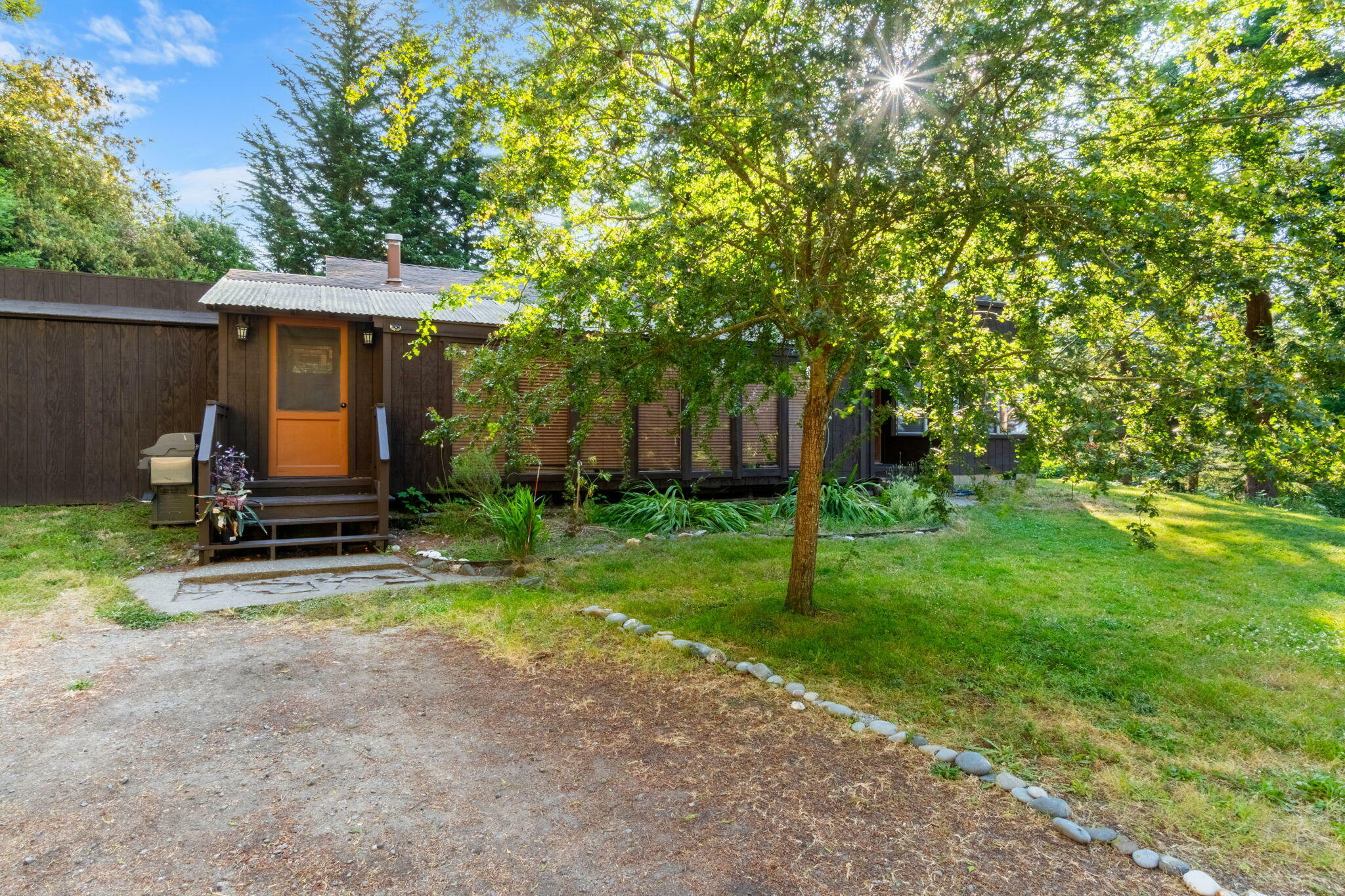 Property Photo:  439 Tompkins Hill Road  CA 95540 