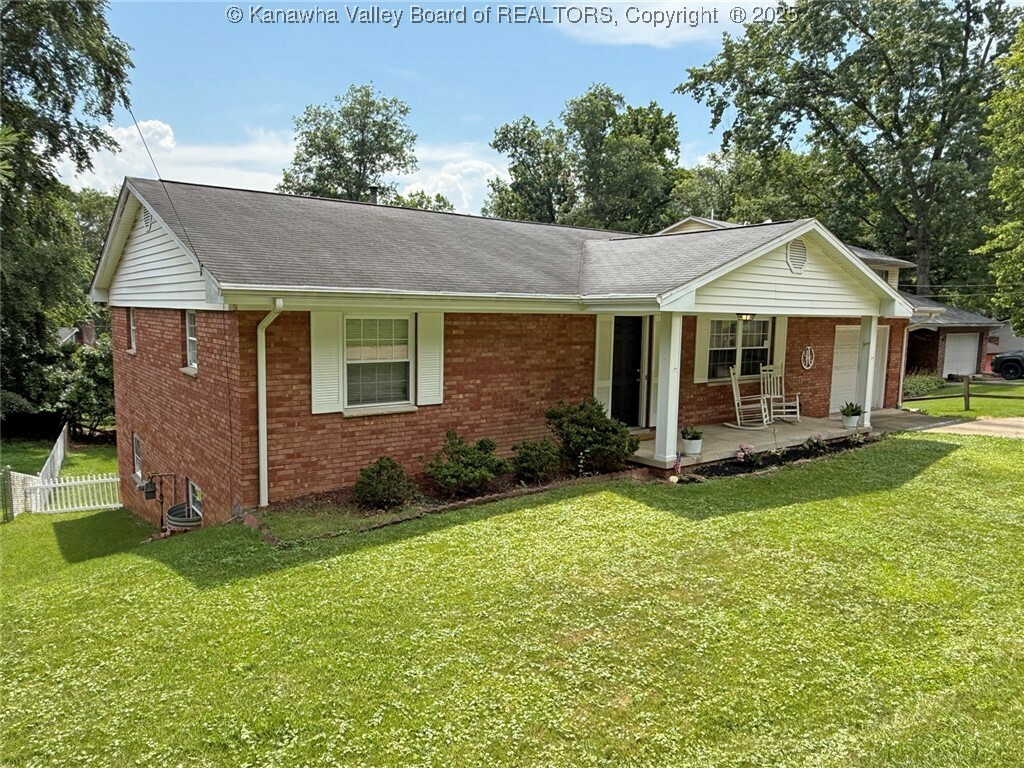 Property Photo:  1412 Wilkie Drive  WV 25314 