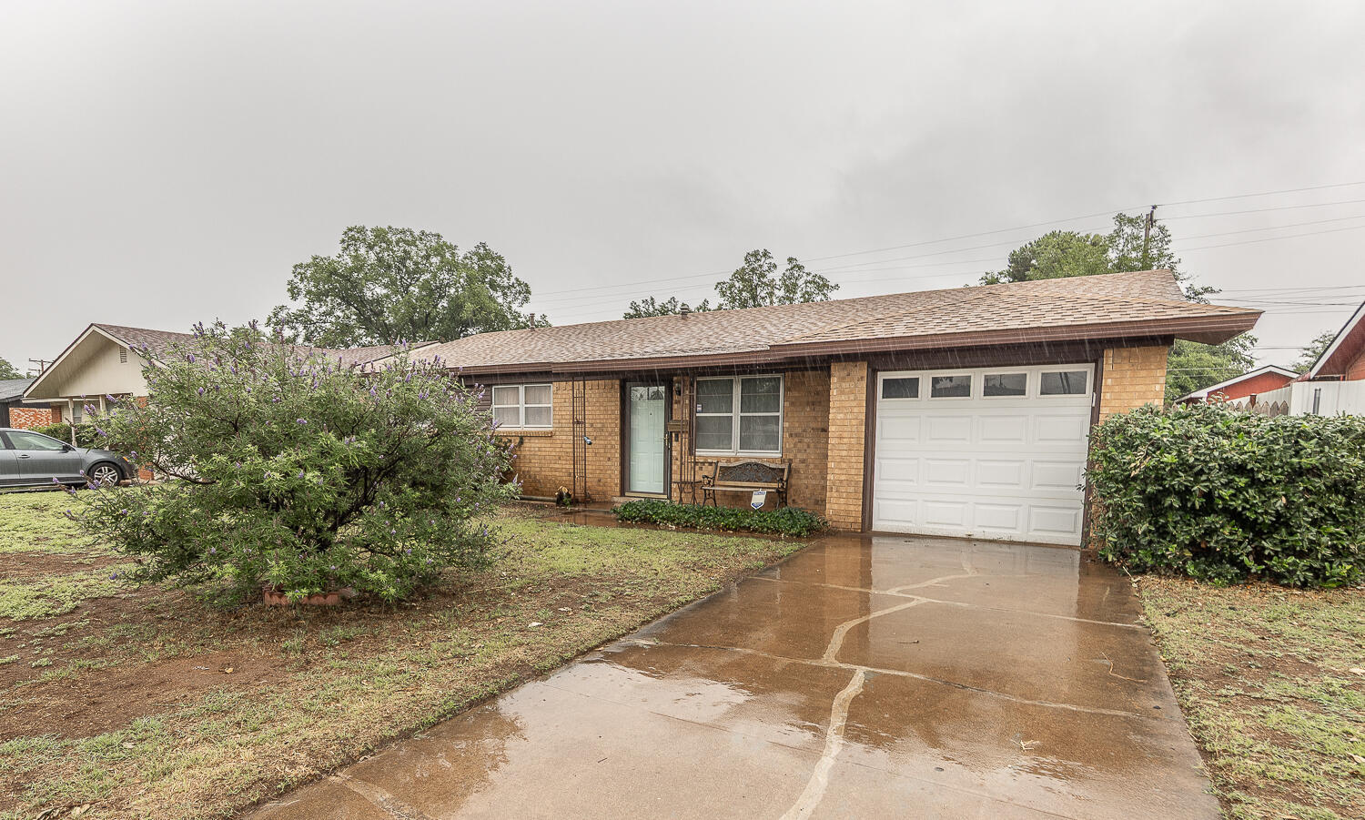 Property Photo: 5615 16th Place TX 79416