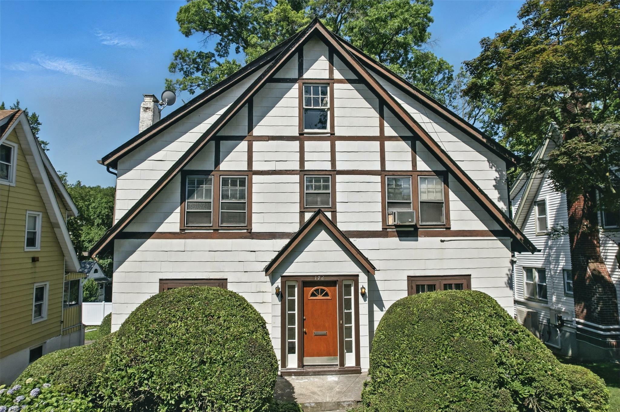 172 N Columbus Avenue  Mount Vernon NY 10553 photo