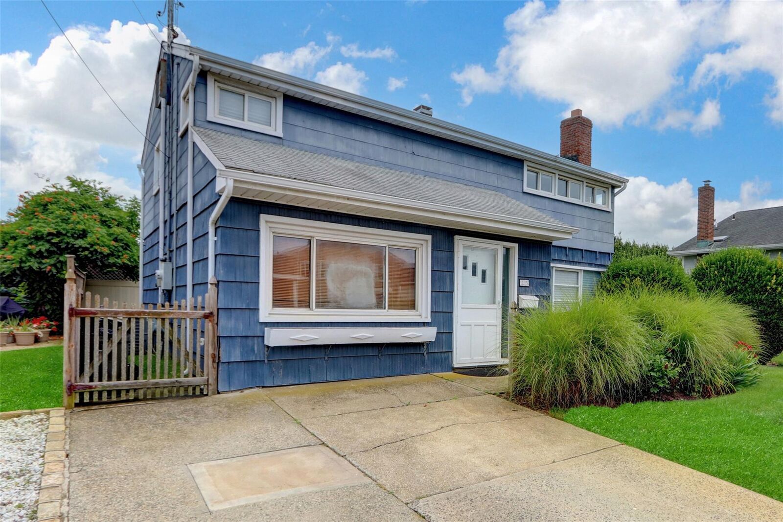Property Photo: 25 Pinehurst Street NY 11561