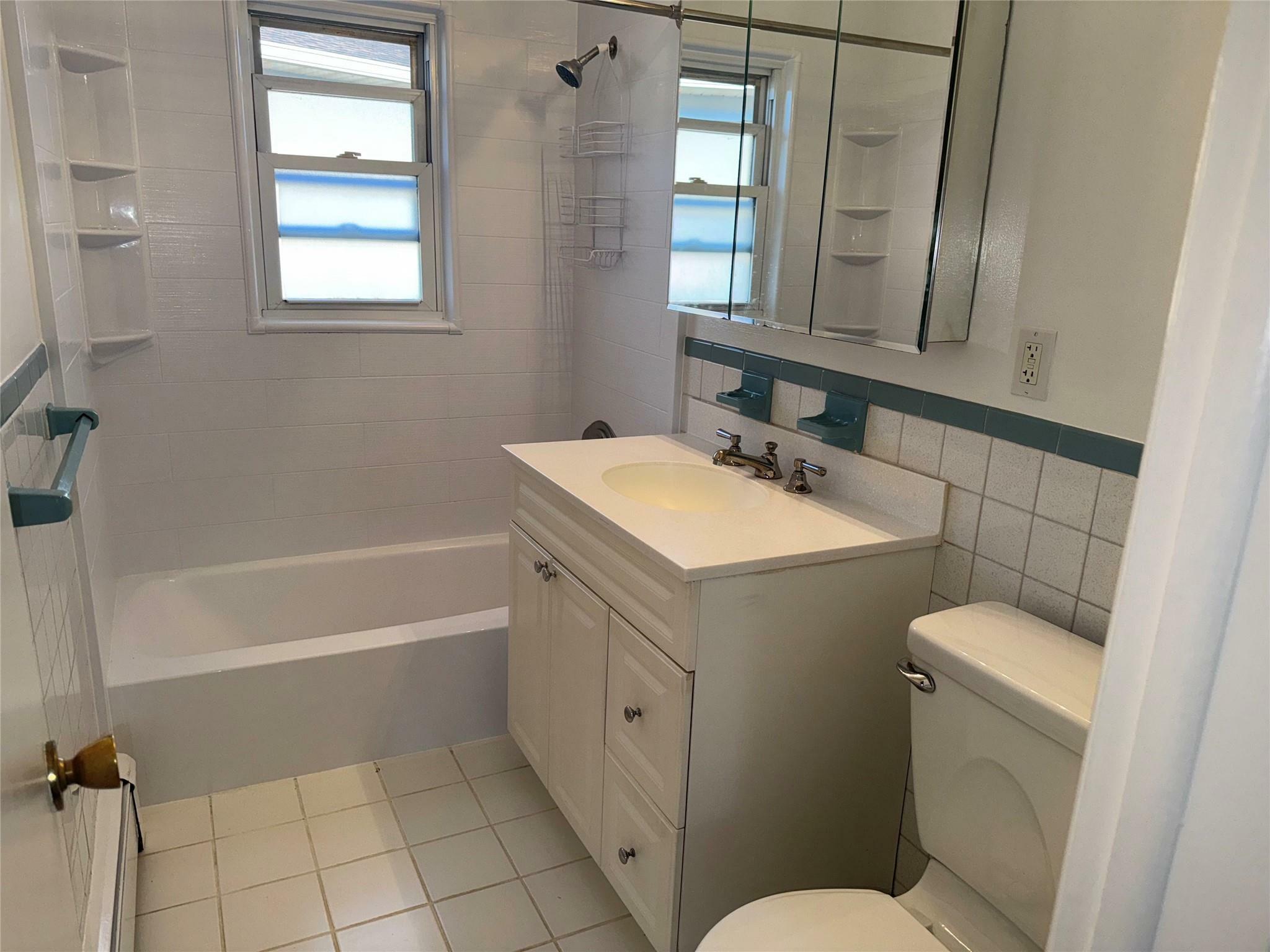 Property Photo: 240 S Broadway 6C NY 10591