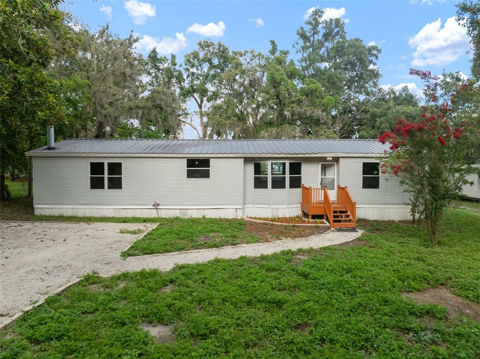 Property Photo: 6129 Black Dairy Road FL 33584