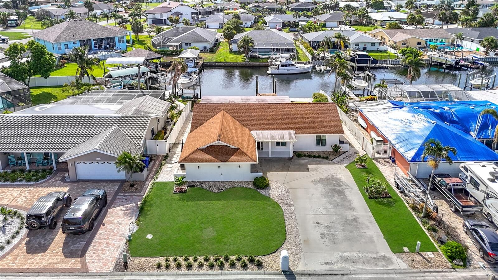 Property Photo: 6341 Cocoa Lane FL 33572