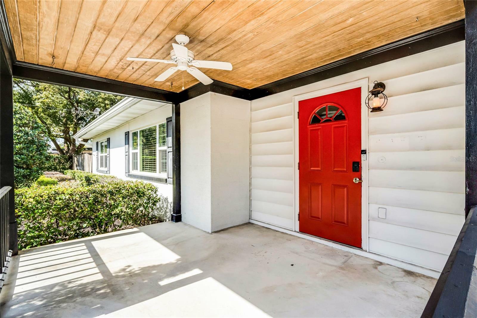 Property Photo: 1911 Canton Street FL 32803