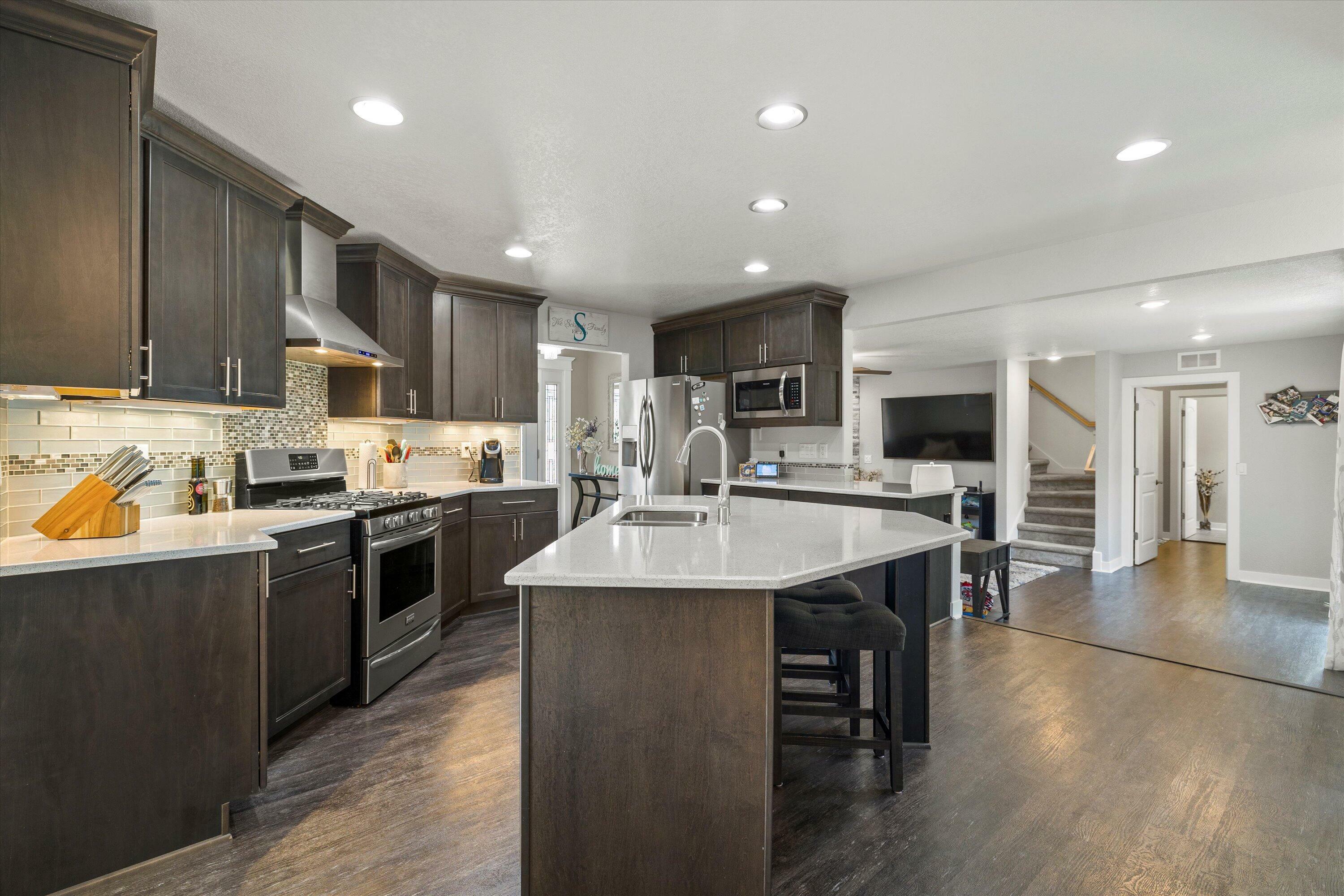 Property Photo:  S93w23205 River Oaks Dr  WI 53103 