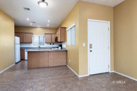 Property Photo:  726 Hardy Way E  NV 89027 