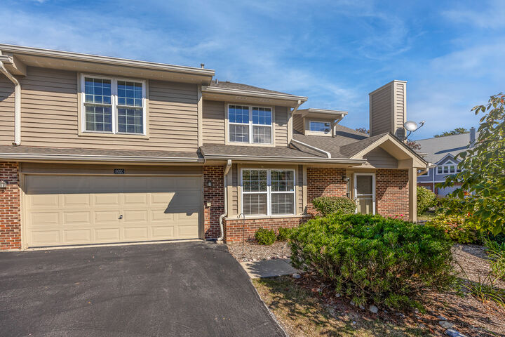 Property Photo:  8020 Barrymore Drive  IL 60561