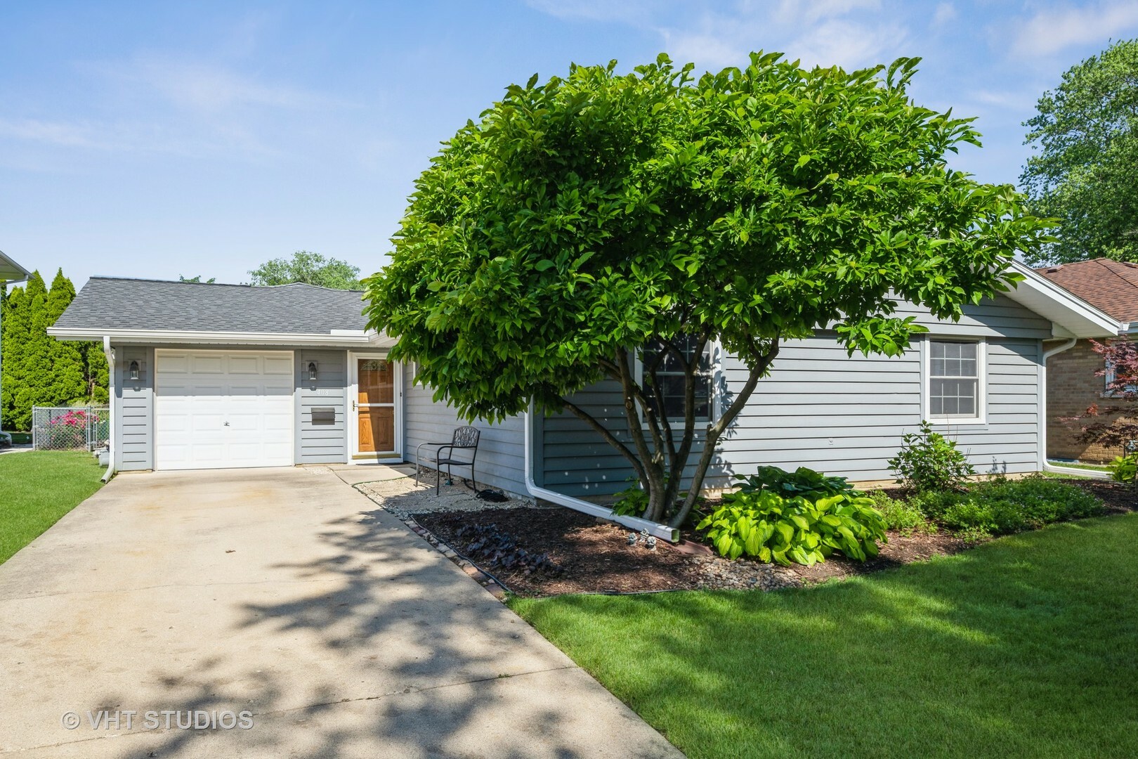 Property Photo:  408 S Prindle Avenue  IL 60004 