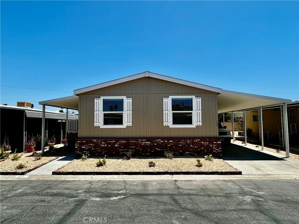 2205 W Acacia Ave 195  Hemet CA 92545 photo
