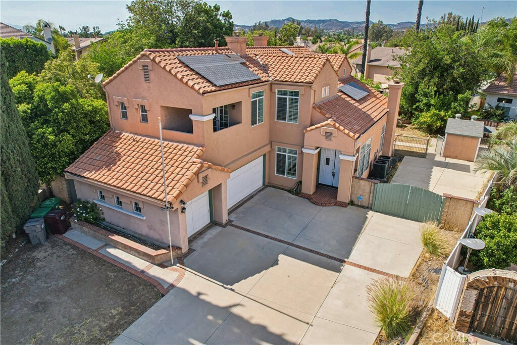 Property Photo: 39671 Corte Sta Barbara CA 92563