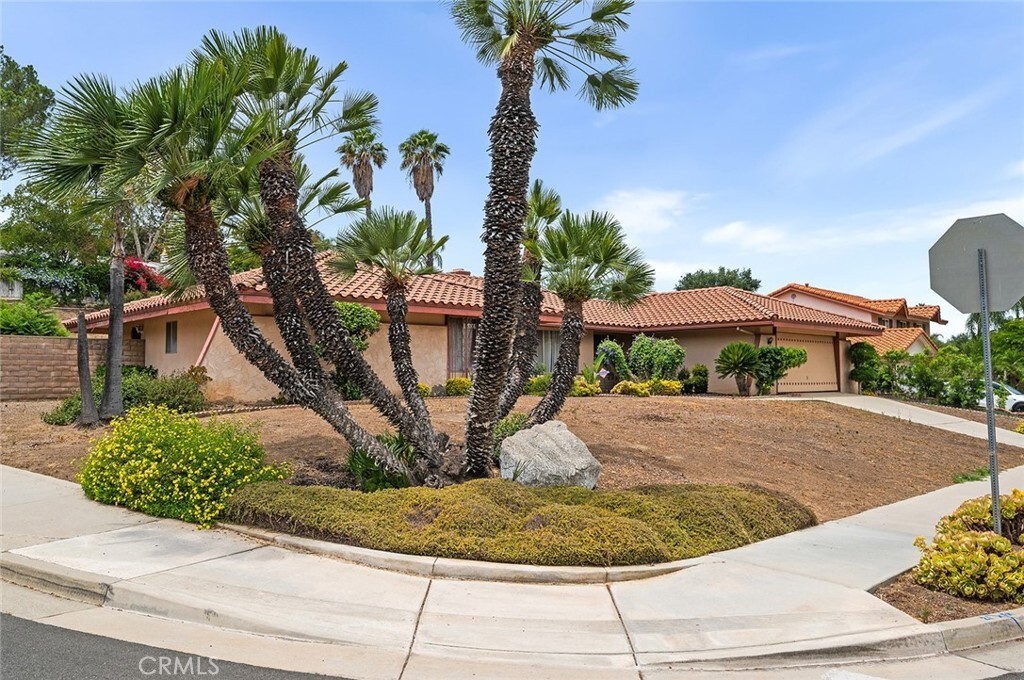 Property Photo: 1500 Country Club Drive CA 92506