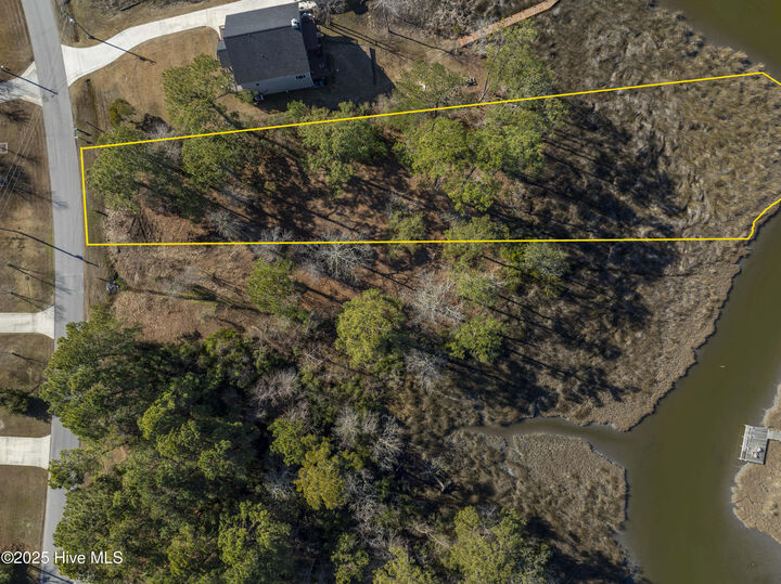 Property Photo:  327 Chadwick Shores Drive  NC 28460 