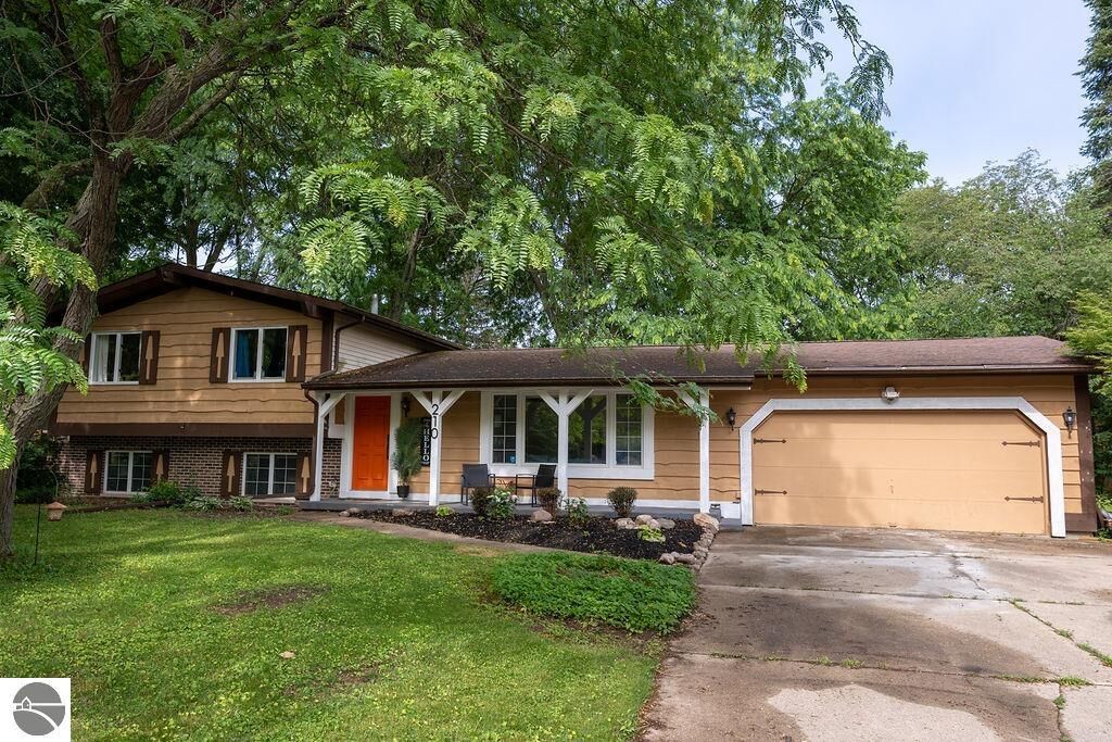 Property Photo: 210 Smalley Drive MI 48858