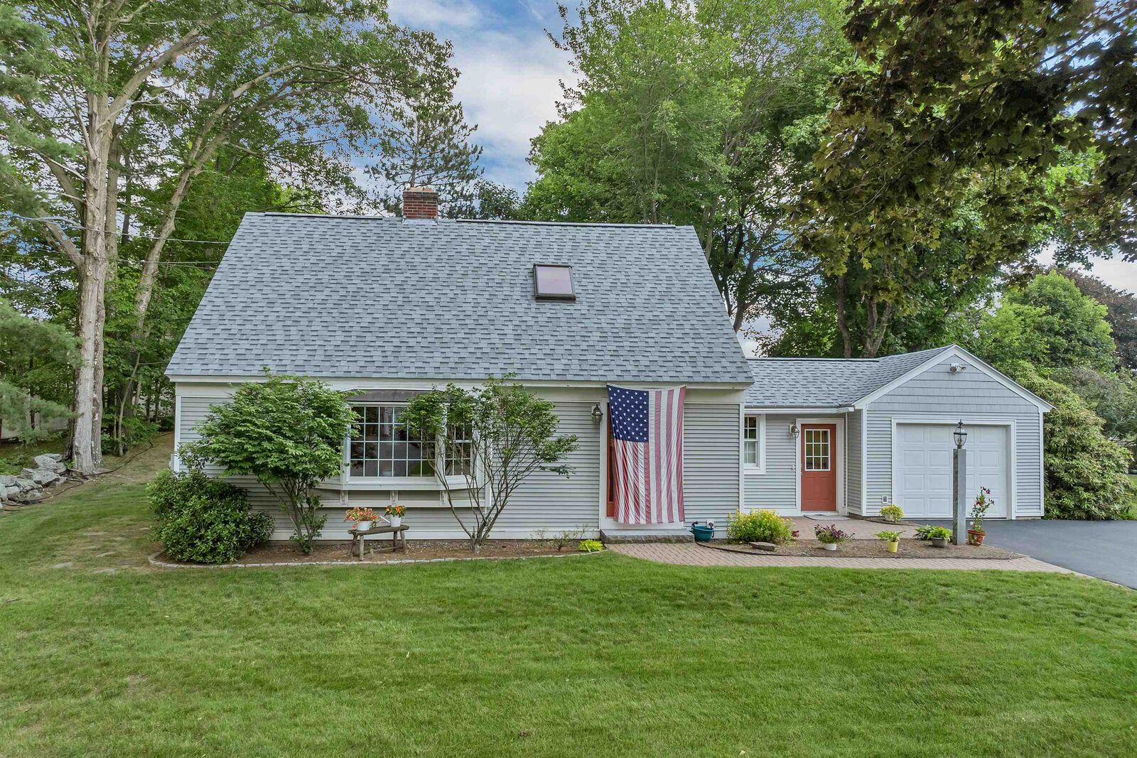 Property Photo:  195 Morningside Drive  NH 03246 
