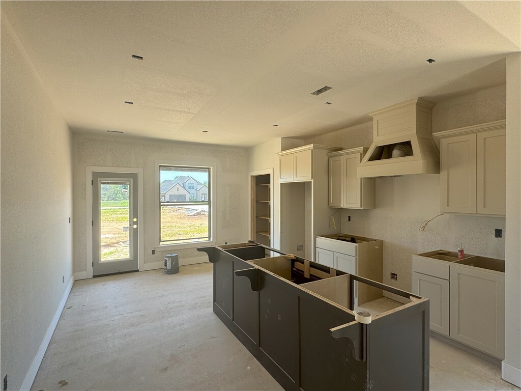 Property Photo: 4803 SW Elderwood Street AR 72713
