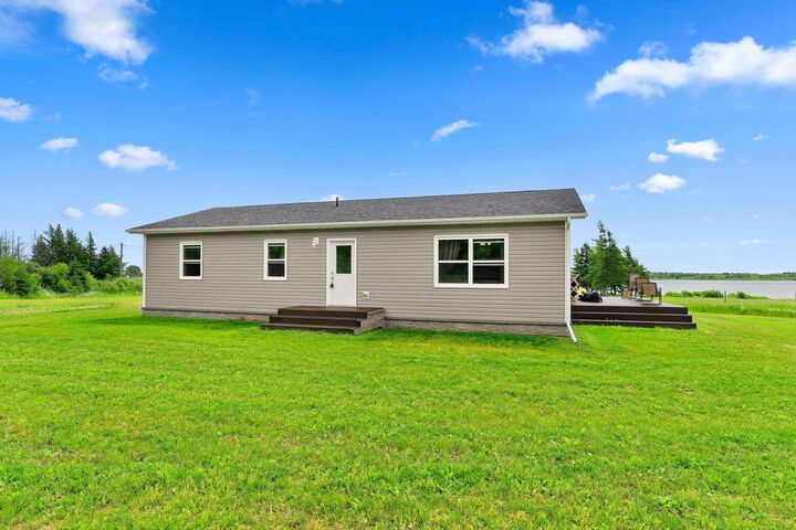 144 Bakers Shore Road — photo 1