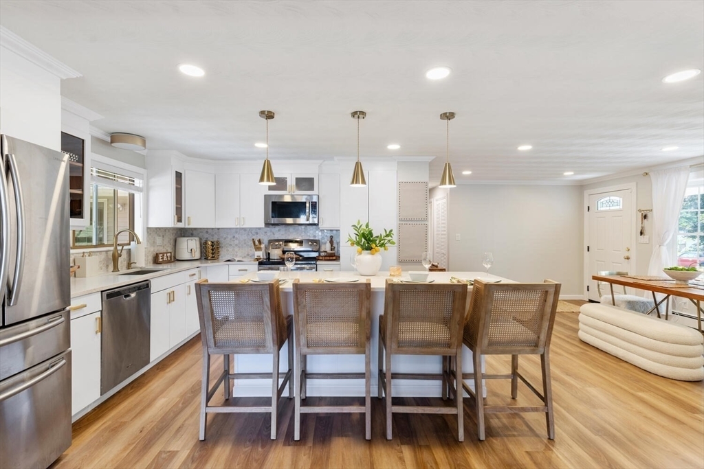 Property Photo: 21 Savoy Rd 21 MA 01701