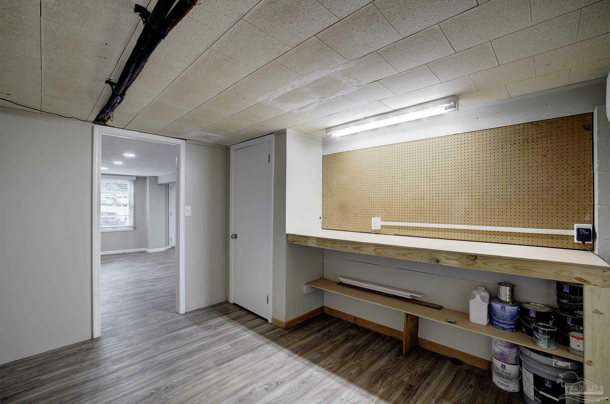 Property Photo: 2770 Magnolia Ave FL 32503