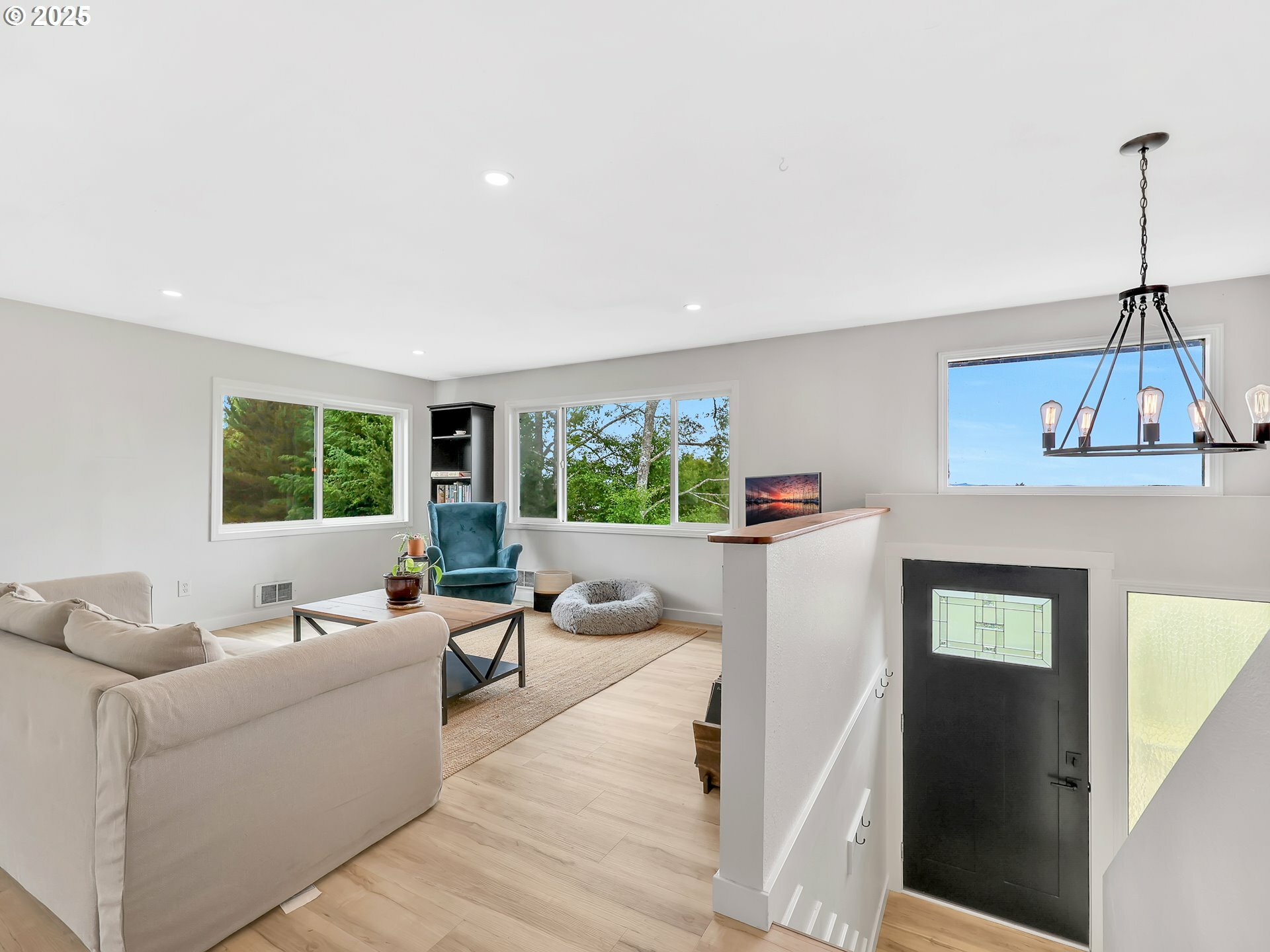 Property Photo:  35208 Orchard Ln  OR 97103 