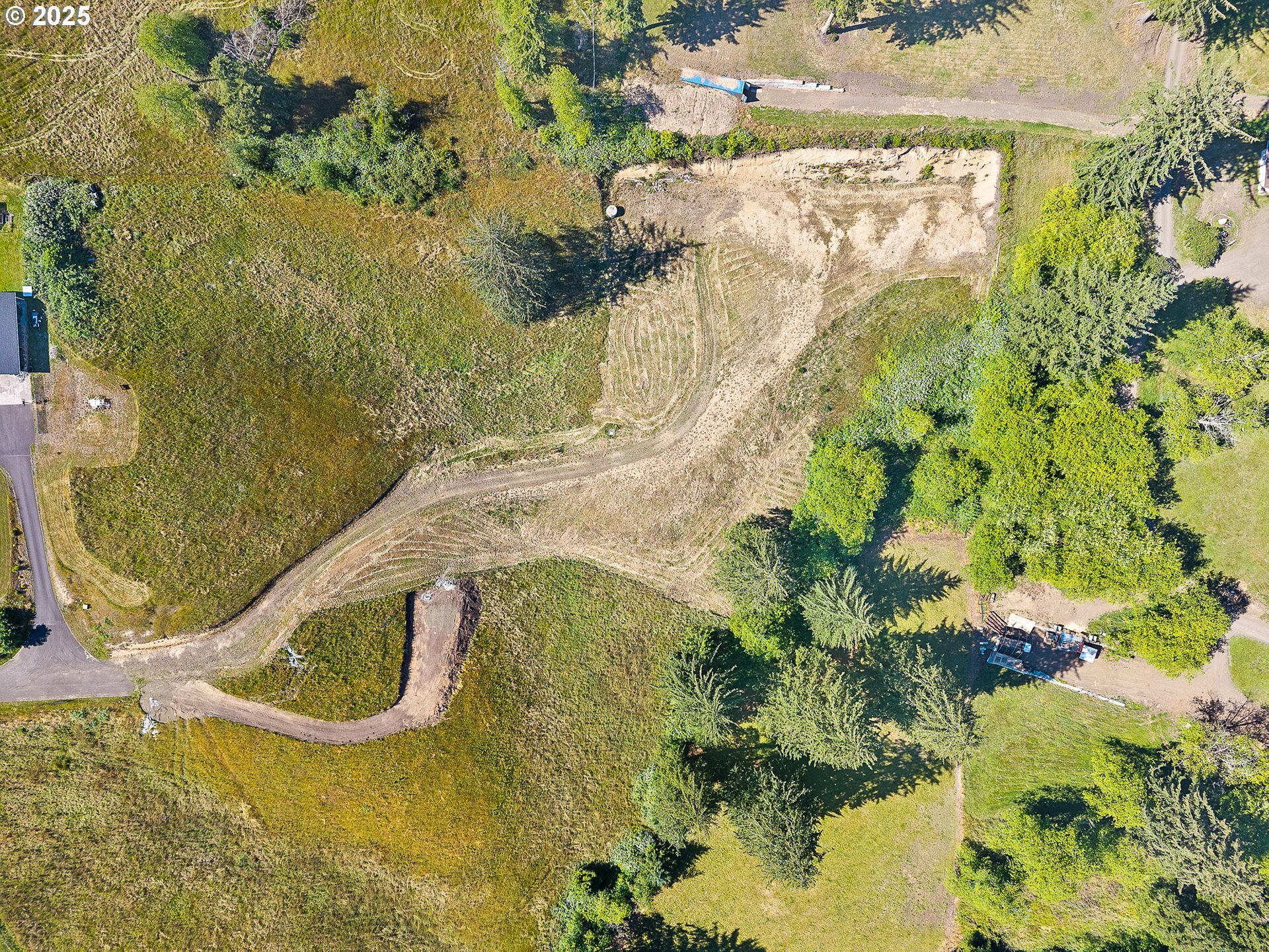 Property Photo: Edelwyss Rd 405 OR 97141