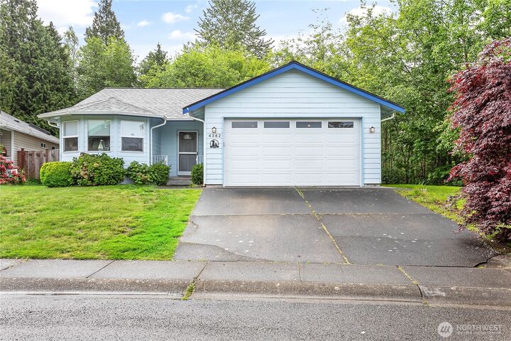 4382  Lateener Lane  Blaine WA 98230 photo