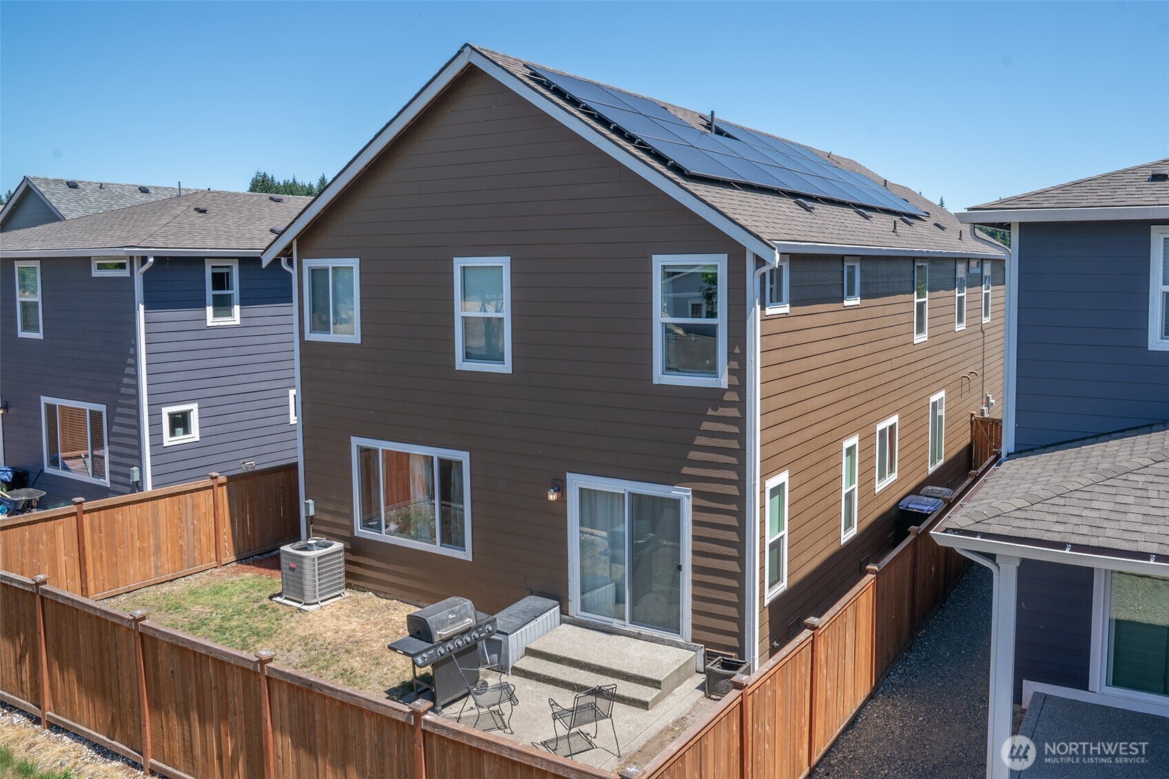 Property Photo: 917 Vine Maple Street SE WA 98503