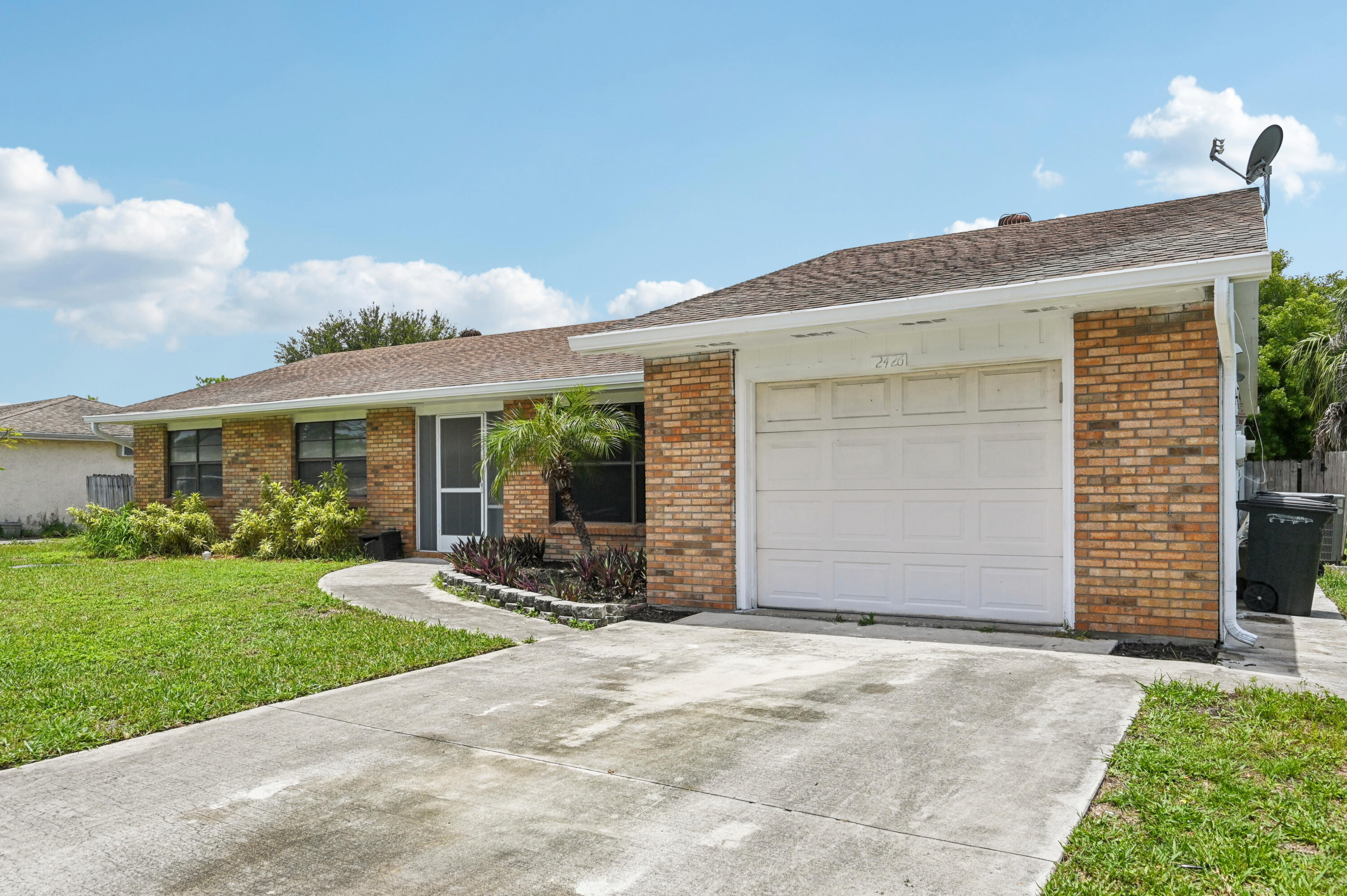 Property Photo:  2426 SE Stonecrop Street  FL 34984 