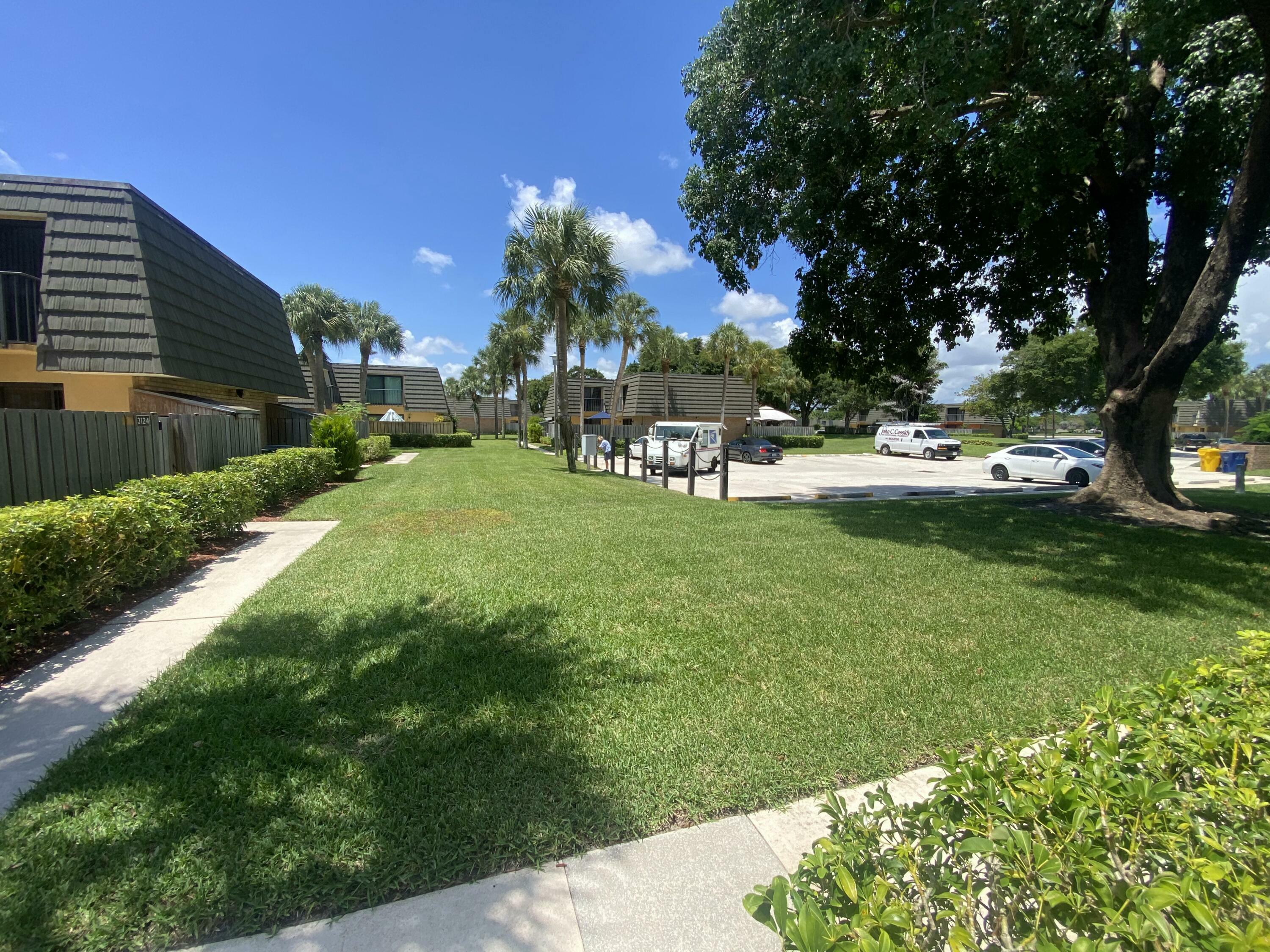 Property Photo: 3125 31st Way FL 33407