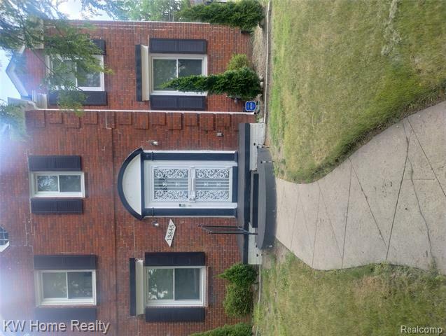 13645 Vassar Avenue  Detroit MI 48235 photo