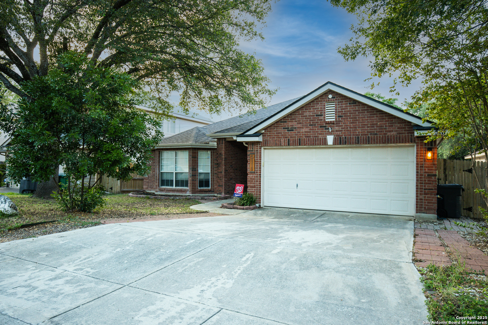 Property Photo: 5111 Stormy Autumn TX 78247