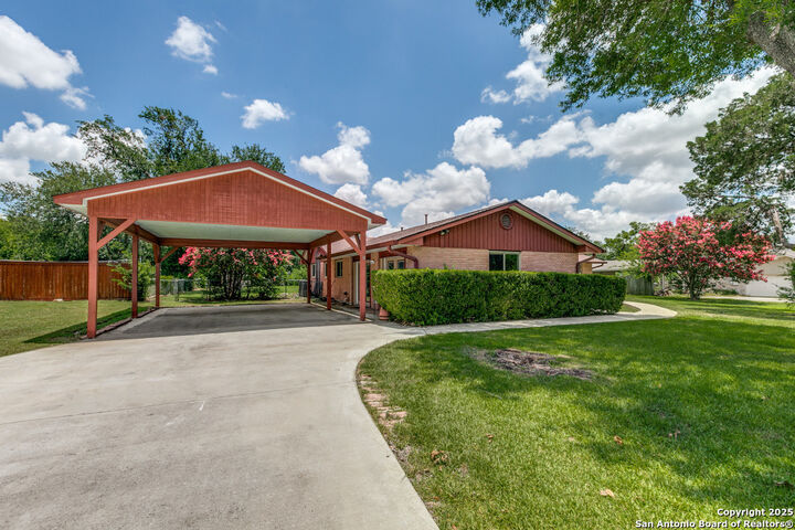 Property Photo:  10615 Bar X Trail  TX 78023 