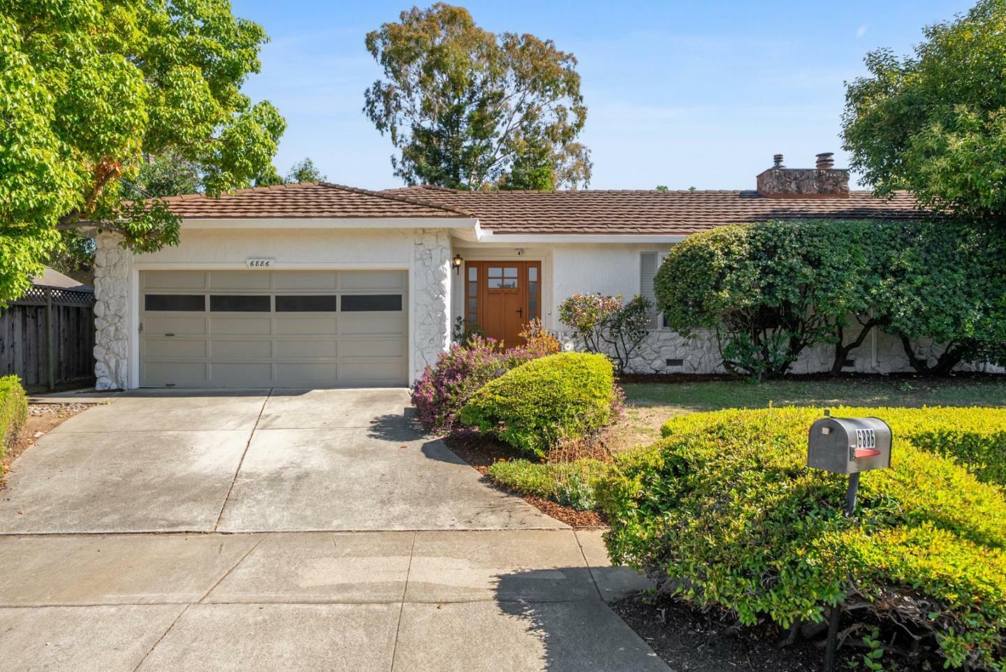 6886-6890 Rutherford Avenue  San Jose CA 95129 photo