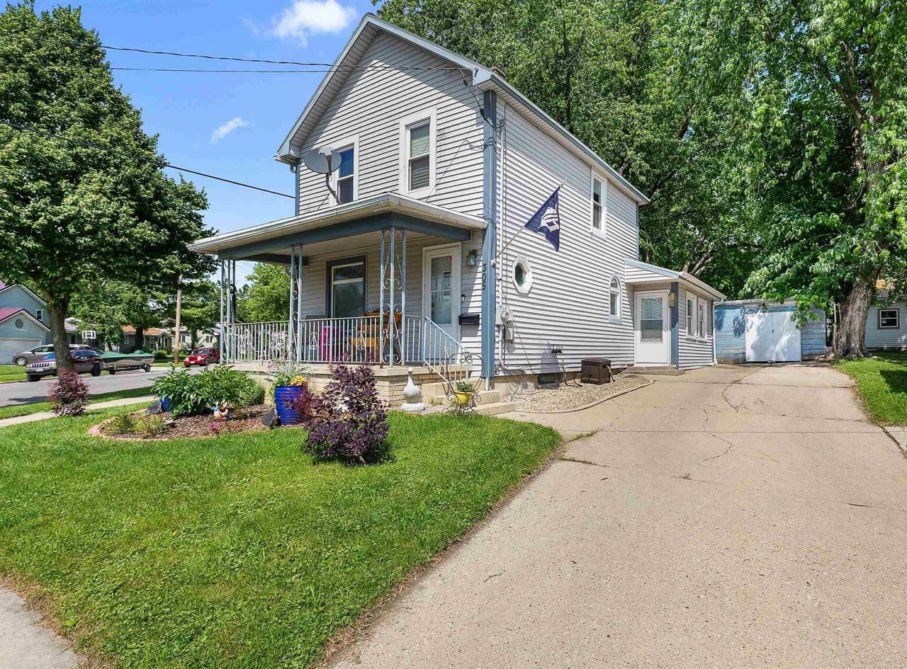 Property Photo: 305 North Lincoln Avenue WI 53916