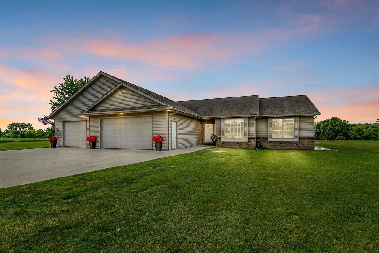 Property Photo: W4293 Old Green Lake Road WI 54968