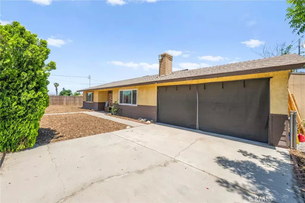 Property Photo: 27636 Ethanac Road CA 92585