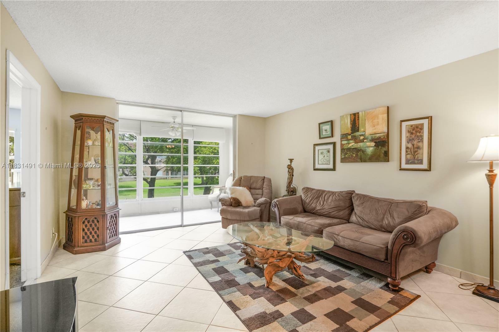 Property Photo: 9261 Sunrise Lakes Blvd 203 FL 33322